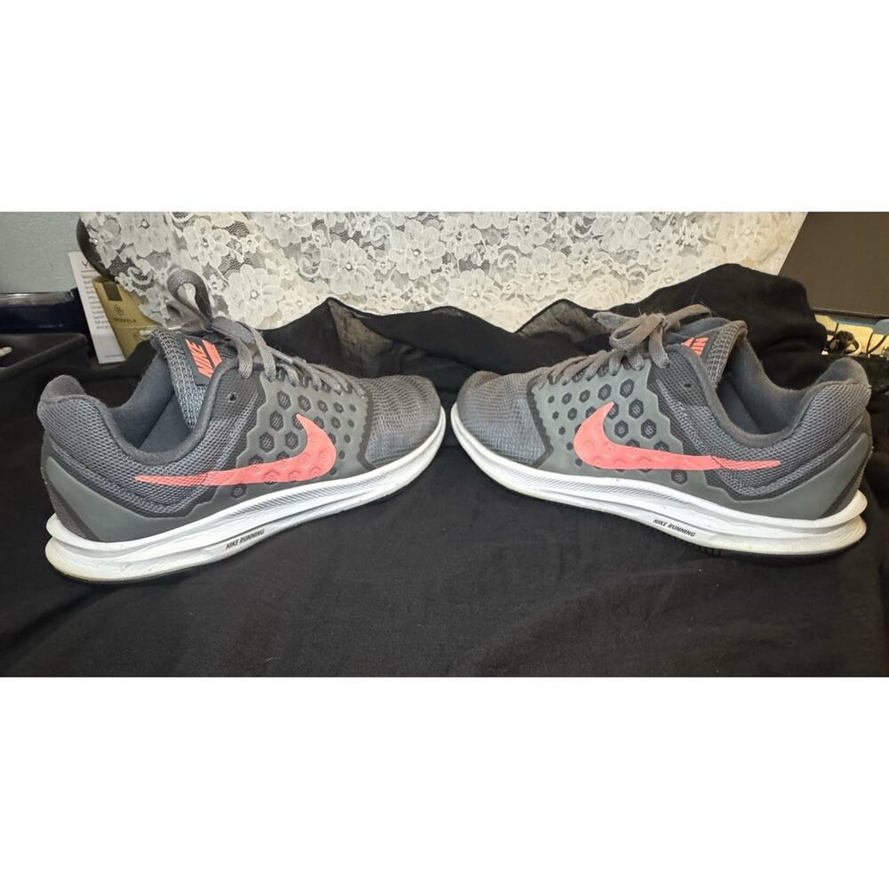Size 7 - Nike Downshifter 7 Grey Lava Glow W - Picture 5 of 11